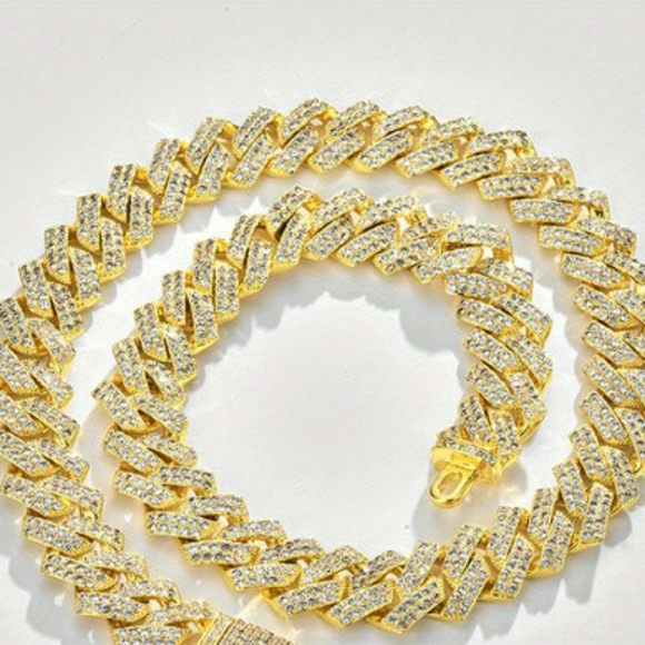 16mm Cuban Link Chain - Picture 5 of 10